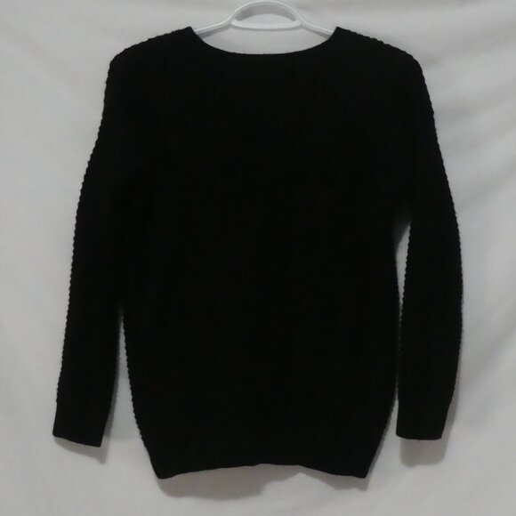 FOREVER 21 | small | Black Textured Waffle Knit Crewneck Sweater | GUC - Picture 3 of 16